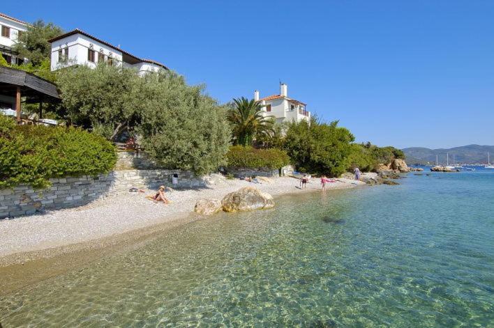 Diplomats' Holidays Χόρτο Εξωτερικό φωτογραφία