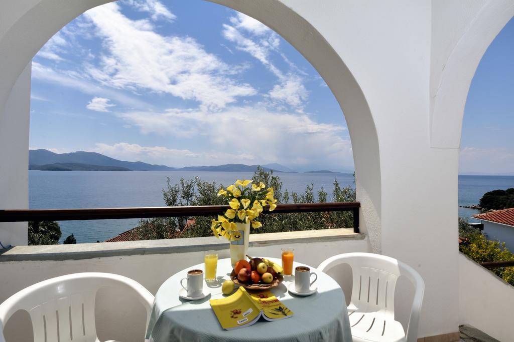 Diplomats' Holidays Χόρτο Εξωτερικό φωτογραφία